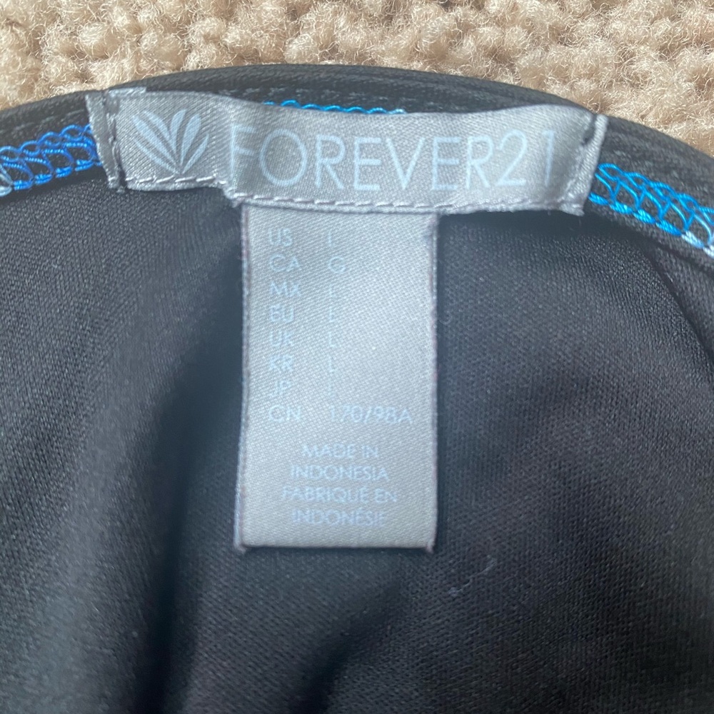 Forever 21 Flowy Workout Top - Picture 6 of 7